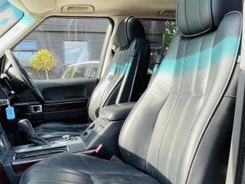 Land Rover Range Rover TDV8 VOGUE