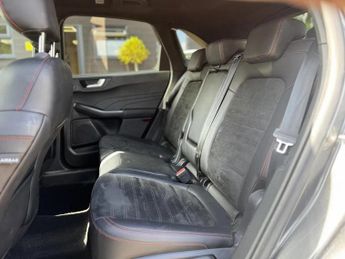 Ford Kuga E/B PHEV 2WD ST-LINE ED.