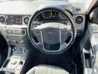 Land Rover Discovery 4 SDV6 GRAPHITE