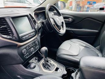 Jeep Cherokee Limited Auto CHEROKEE LIMITED AUTO Variant