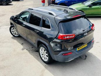 Jeep Cherokee Limited Auto CHEROKEE LIMITED AUTO Variant