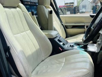Land Rover Range Rover Vogue Se TDV8 VOGUE SE