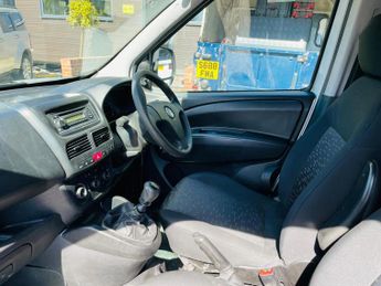 Vauxhall Combo L2 (No Vat) COMBO L2 (NO VAT) Variant