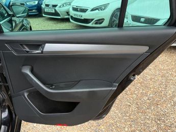 Skoda Superb Estate (2015 - 2019)