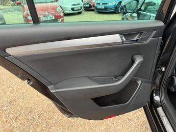 Skoda Superb Estate (2015 - 2019)