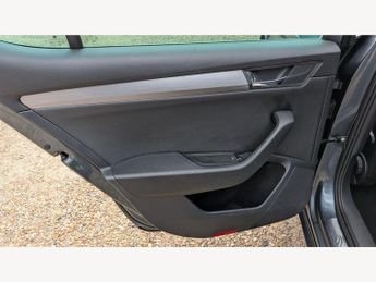 Skoda Superb Hatchback (2015 - 2019)