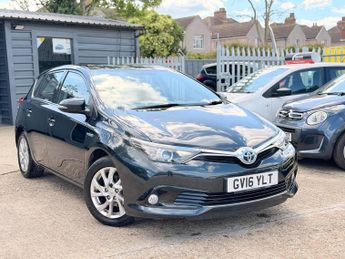 Toyota Auris Hatchback (2015 - 2018)