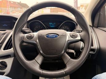 Ford Focus Hatchback (2011 - 2014)