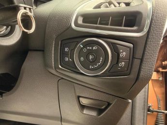 Ford Focus Hatchback (2011 - 2014)