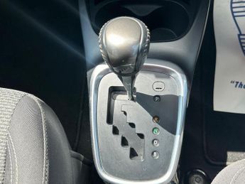 Toyota Yaris Hatchback (2014 - 2018)