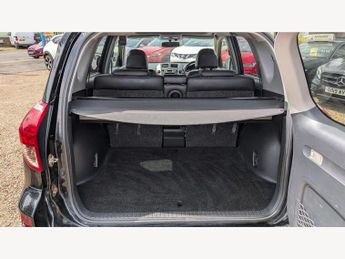 Toyota RAV4 SUV (2006 - 2009)