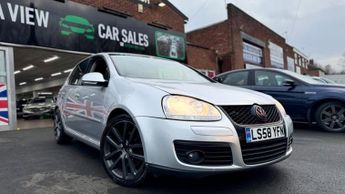 Volkswagen Golf R 