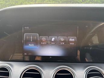 MERCEDES-BENZ E 220 D SE AUTO 