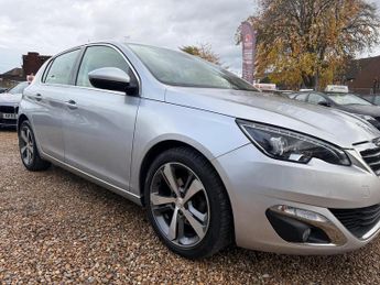 Peugeot 308 Hatchback (2013 - 2017)