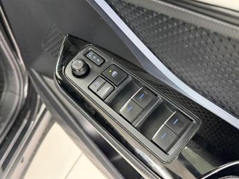 Toyota C-HR SUV (2019 - 2023)
