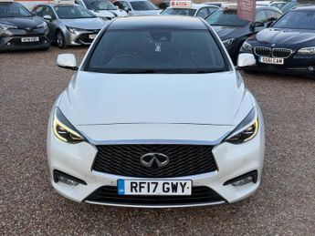 Infiniti Q30 Hatchback (2015 - 2021)