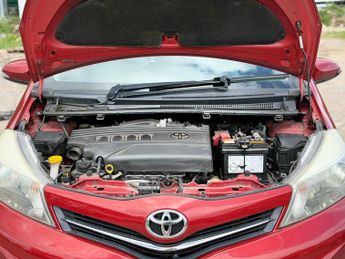 Toyota Yaris Hatchback (2011 - 2015)