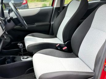 Toyota Yaris Hatchback (2011 - 2015)
