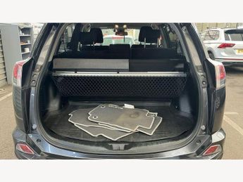 Toyota RAV4 SUV (2015 - 2019)