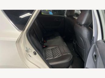 Toyota Auris Hatchback (2015 - 2018)