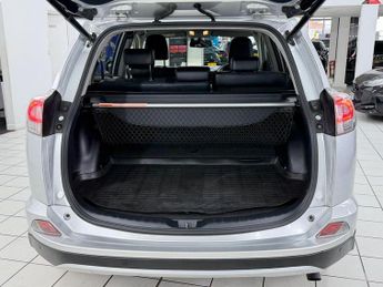Toyota RAV4 SUV (2015 - 2019)