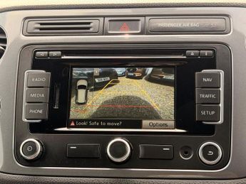 Volkswagen Tiguan SUV (2011 - 2016)