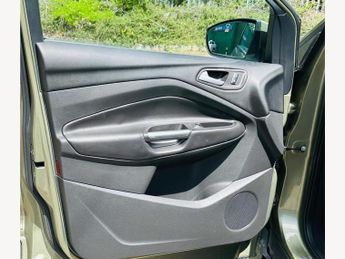 Ford Kuga SUV (2012 - 2016)