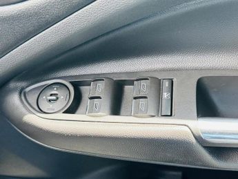 Ford Kuga SUV (2012 - 2016)