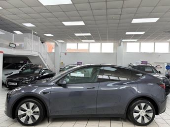 Tesla Model Y SUV (2021 - 2025)