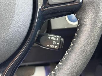 Toyota Yaris Hatchback (2017 - 2020)