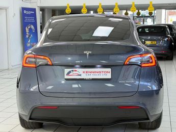 Tesla Model Y SUV (2021 - 2025)