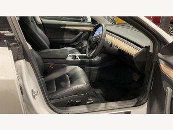 Tesla Model 3 Saloon (2020 - 2023)