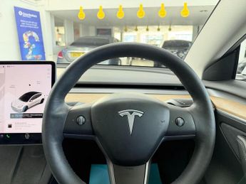Tesla Model 3 Saloon (2020 - 2023)
