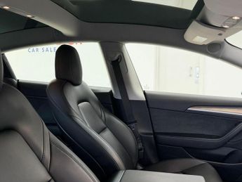 Tesla Model 3 Saloon (2020 - 2023)