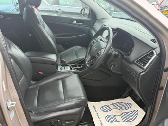 Hyundai TUCSON SUV (2015 - 2018)