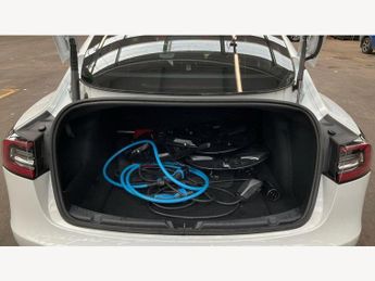 Tesla Model 3 Saloon (2020 - 2023)