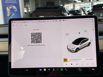 Tesla Model 3 Saloon (2020 - 2023)