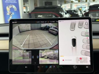Tesla Model 3 Saloon (2020 - 2023)