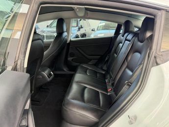Tesla Model 3 Saloon (2020 - 2023)