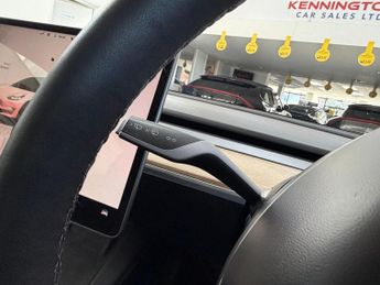 Tesla Model 3 Saloon (2020 - 2023)