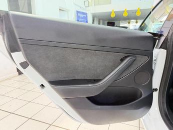 Tesla Model 3 Saloon (2020 - 2023)