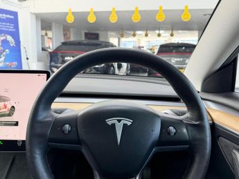 Tesla Model 3 Saloon (2020 - 2023)
