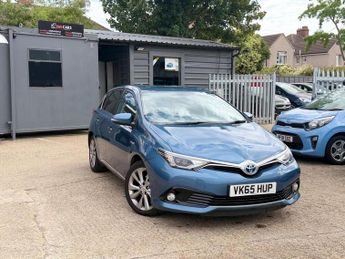 Toyota Auris Hatchback (2015 - 2018)