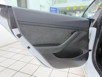 Tesla Model 3 Saloon (2020 - 2023)