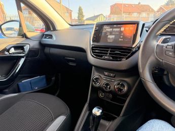 Peugeot 208 Hatchback (2015 - 2019)