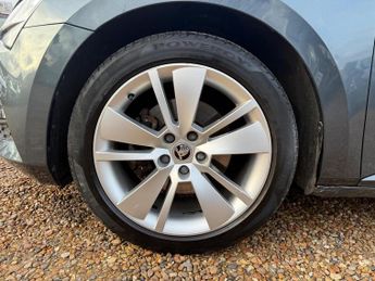 Skoda Superb Estate (2019 - 2023)