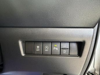 Suzuki Swift Hatchback (2020 - 2024)