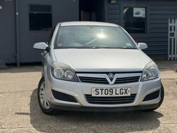 Vauxhall Astra Hatchback (2004 - 2012)