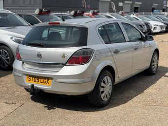 Vauxhall Astra Hatchback (2004 - 2012)
