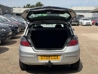 Vauxhall Astra Hatchback (2004 - 2012)